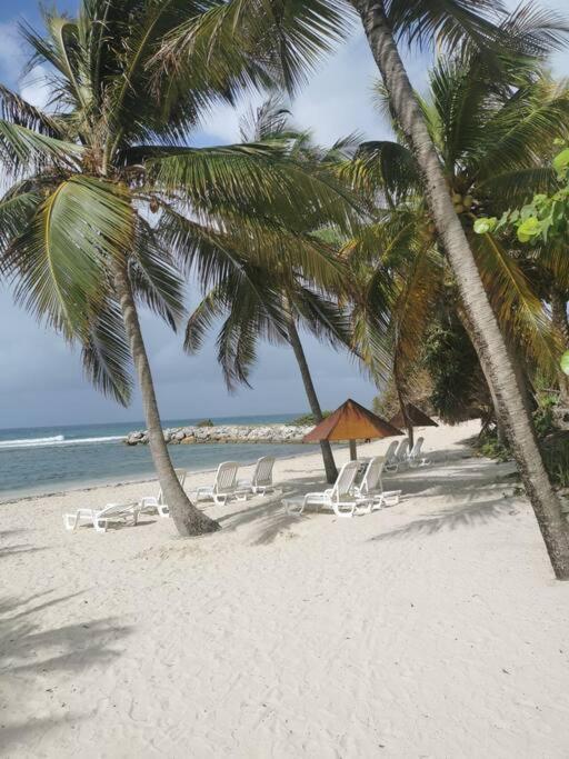 Appart T3 Village Vacances Sainte-Anne Courcelles Buitenkant foto
