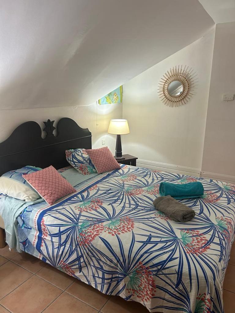 Appart T3 Village Vacances Sainte-Anne Courcelles Buitenkant foto